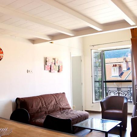 "Dans Les Toits De La Ville" Plein Centre Et Mer Menton Exterior foto