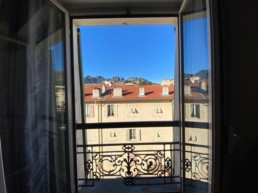 "Dans Les Toits De La Ville" Plein Centre Et Mer Menton Exterior foto